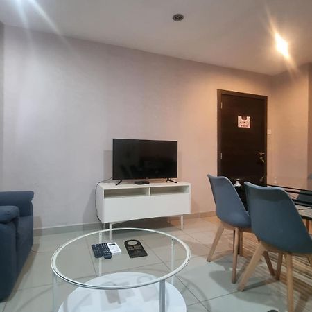 The Gallery Luxury Suites Cpg อีสต์เลกอน ภายนอก รูปภาพ