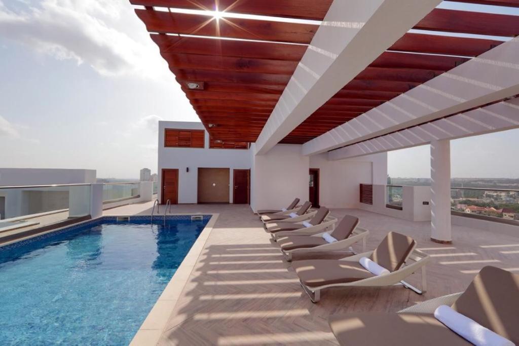 The Gallery Luxury Suites Cpg อีสต์เลกอน ภายนอก รูปภาพ