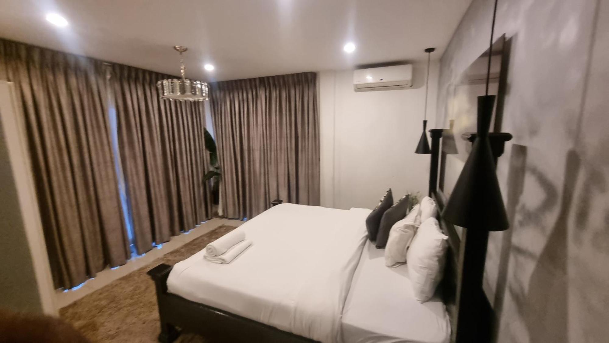 The Gallery Luxury Suites Cpg อีสต์เลกอน ภายนอก รูปภาพ