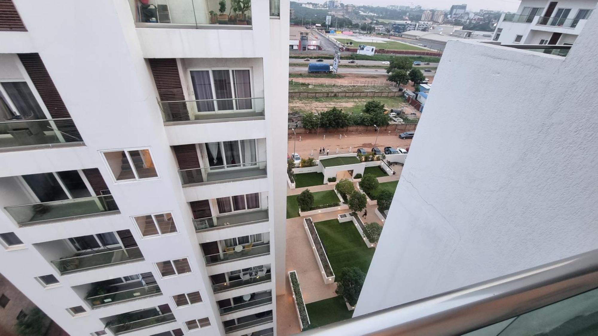 The Gallery Luxury Suites Cpg อีสต์เลกอน ภายนอก รูปภาพ