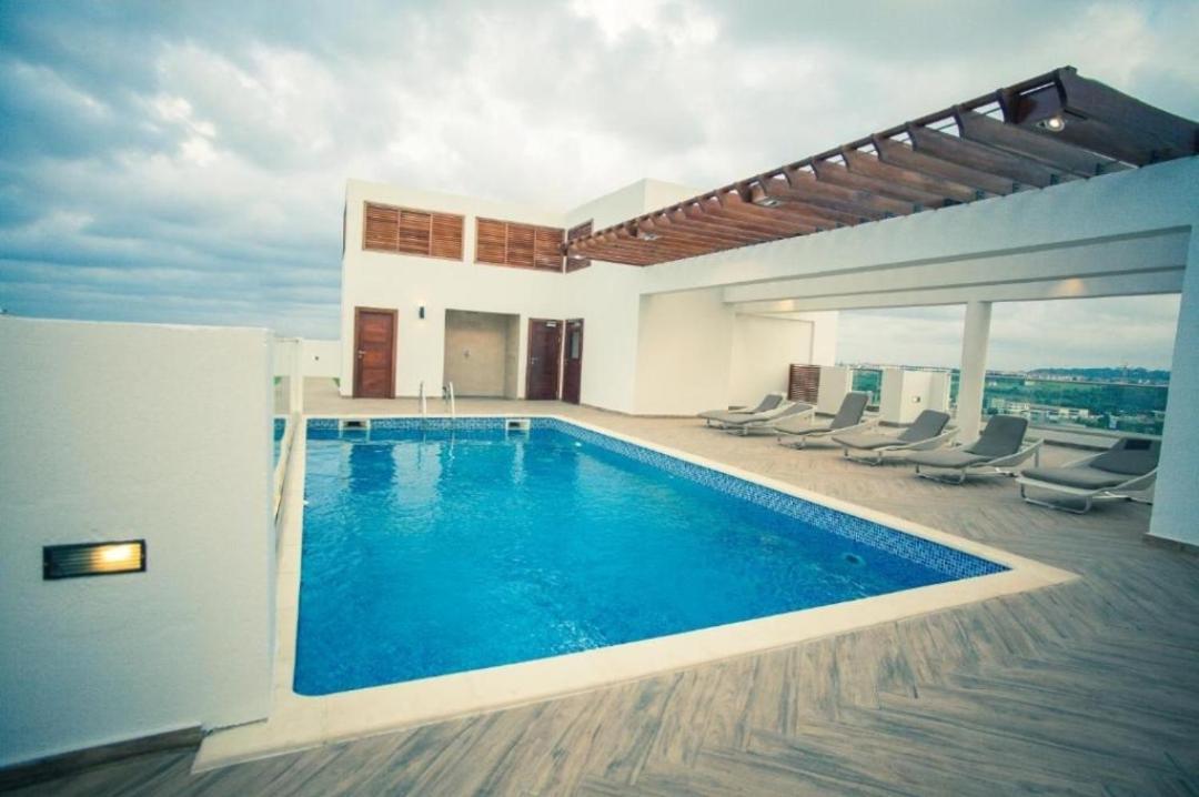 The Gallery Luxury Suites Cpg อีสต์เลกอน ภายนอก รูปภาพ
