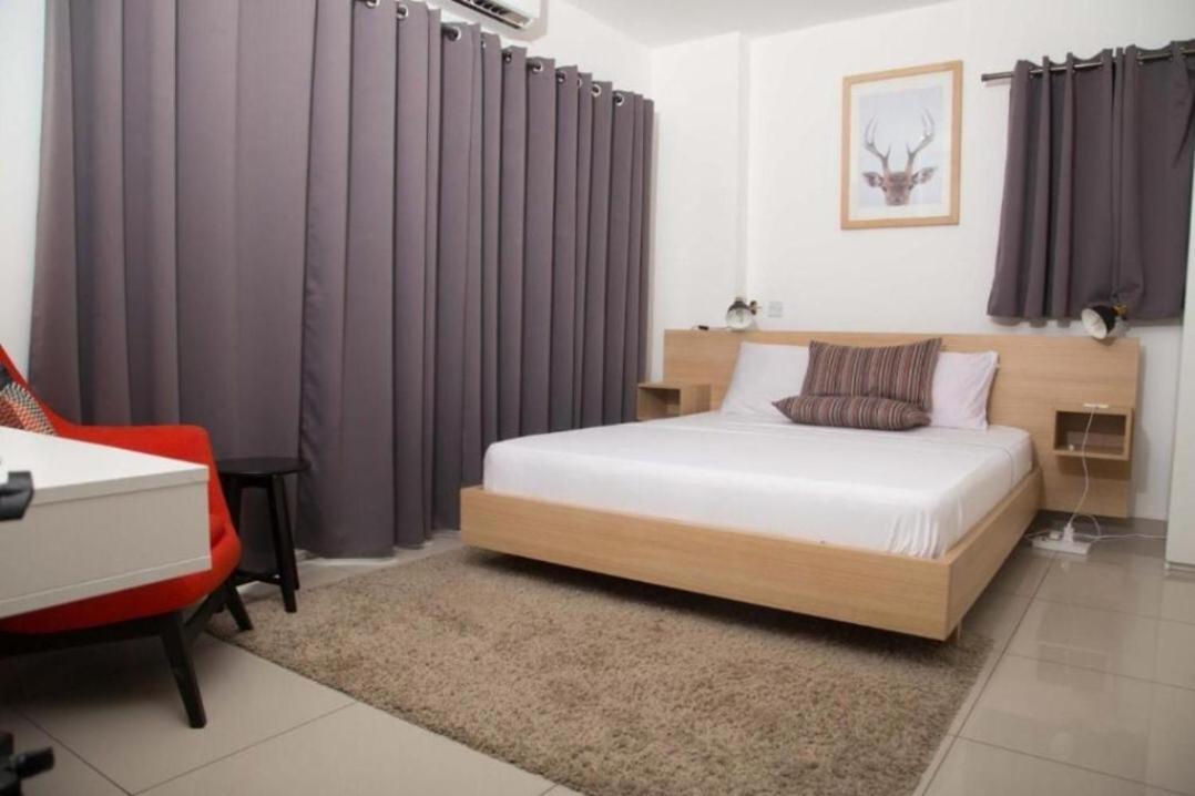 The Gallery Luxury Suites Cpg อีสต์เลกอน ภายนอก รูปภาพ